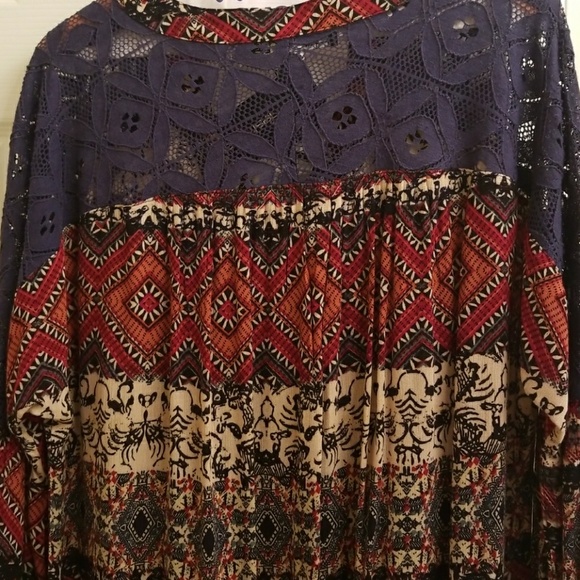 Patterned tunic top - Picture 4 of 4